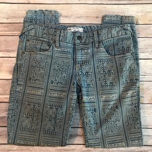 FREE PEOPLE BLUE AZTEC TRIBAL PRINT SKINNY JEANS